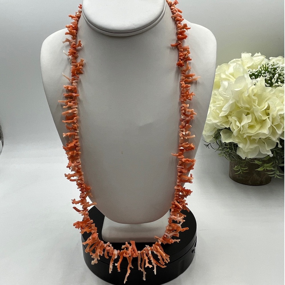 Vintage Stick Fringe Coral Salmon‎ Peach Branches Necklace 26"